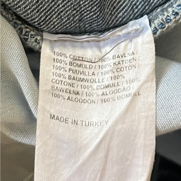 Ragged Priest Jeans High Waisted Wide Leg Raw Hem Size 26 Medium Wash Casual - Picture 8 of 11